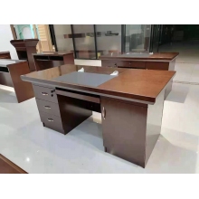 办公桌